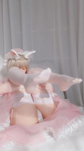 欧美美女叉叉_超清免费在线观看