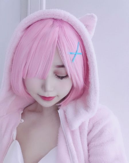 欧美可爱小女孩视频_电影免费国语