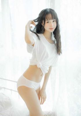 亚洲成在人线色av吧_超清免费高清观看