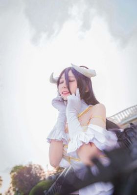 欧美美女热舞诱惑挑逗_4K全集免费观看